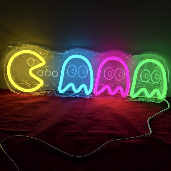 Pac-Man & Ghost LED Neon Sign – Retro Gaming Wall LightUSB Powered Game Room